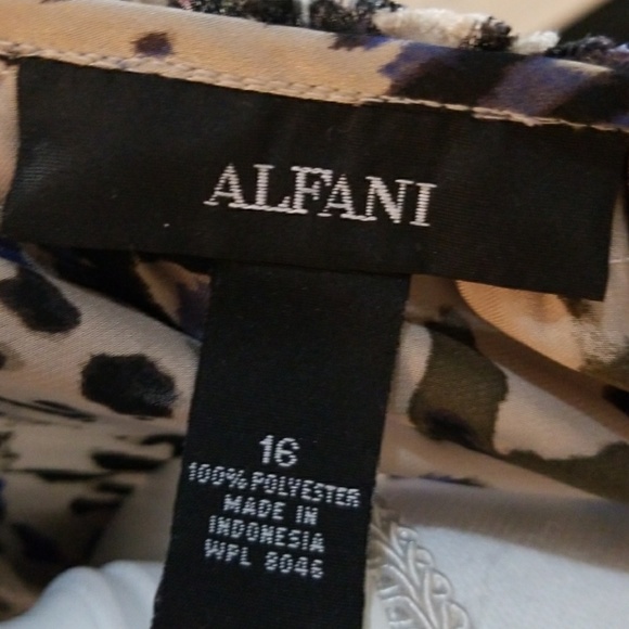 Alfani Ruffle Trim Print Top - Picture 5 of 6